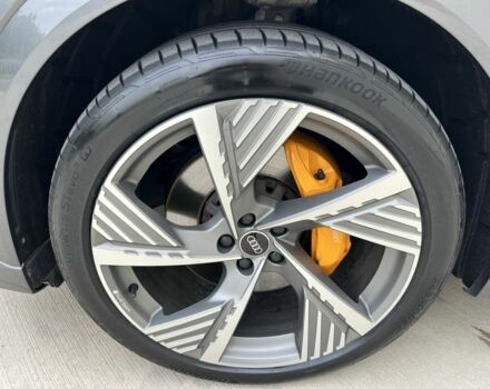 Ауди Ку 7 2021 в Луцке на Automoto.ua Серый Ауди Ку 7, объемом двигателя 0 л и пробегом 125 тыс. км за 34999 $, фото 19 на Automoto.ua