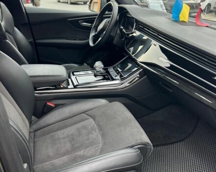 Сірий Ауді Ку 7, об'ємом двигуна 3 л та пробігом 70 тис. км за 72000 $, фото 6 на Automoto.ua