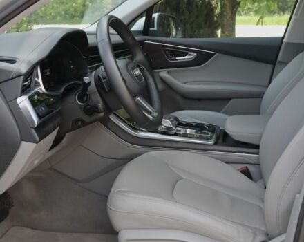 Серый Ауди Ку 7, объемом двигателя 3 л и пробегом 30 тыс. км за 60000 $, фото 4 на Automoto.ua