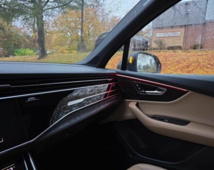 Сірий Ауді Ку 7, об'ємом двигуна 2 л та пробігом 26 тис. км за 33000 $, фото 13 на Automoto.ua