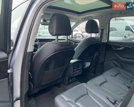 Сірий Ауді Ку 7, об'ємом двигуна 1.98 л та пробігом 54 тис. км за 39500 $, фото 22 на Automoto.ua