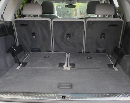 Серый Ауди Ку 7, объемом двигателя 3 л и пробегом 30 тыс. км за 60000 $, фото 6 на Automoto.ua