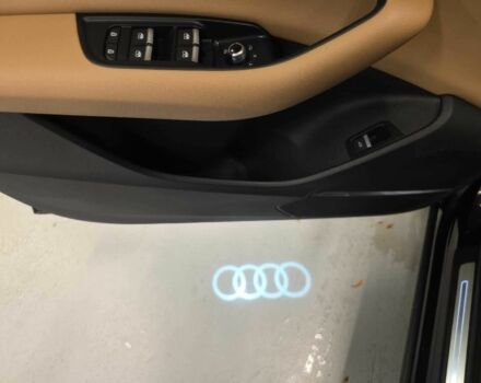 Сірий Ауді Ку 7, об'ємом двигуна 2 л та пробігом 26 тис. км за 33000 $, фото 15 на Automoto.ua