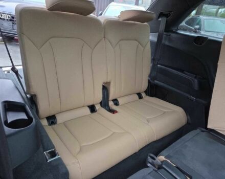 Сірий Ауді Ку 7, об'ємом двигуна 2 л та пробігом 26 тис. км за 33000 $, фото 20 на Automoto.ua