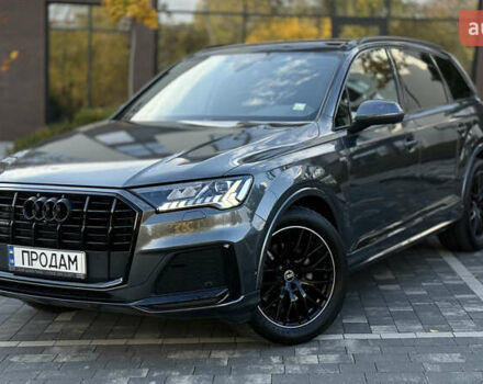 Серый Ауди Ку 7, объемом двигателя 2.97 л и пробегом 54 тыс. км за 82000 $, фото 1 на Automoto.ua