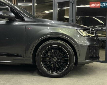 Серый Ауди Ку 7, объемом двигателя 2.97 л и пробегом 32 тыс. км за 81500 $, фото 4 на Automoto.ua