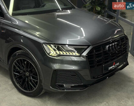 Серый Ауди Ку 7, объемом двигателя 2.97 л и пробегом 32 тыс. км за 81500 $, фото 2 на Automoto.ua