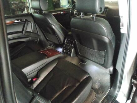 Серый Ауди Ку 7, объемом двигателя 4.2 л и пробегом 265 тыс. км за 11700 $, фото 1 на Automoto.ua