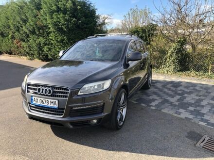 Ауди Ку 7 2006 в Харькове на Automoto.ua Серый Ауди Ку 7, объемом двигателя 4.2 л и пробегом 255 тыс. км за 15000 $, фото 1 на Automoto.ua