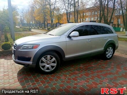 Ауди Ку 7 2006 в Малой Виске на Automoto.ua Серый Ауди Ку 7, объемом двигателя 4.2 л и пробегом 200 тыс. км за 10000 $, фото 1 на Automoto.ua