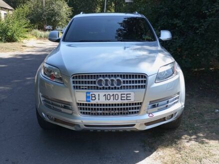 Серый Ауди Ку 7, объемом двигателя 4.2 л и пробегом 216 тыс. км за 10799 $, фото 1 на Automoto.ua