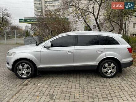 Ауди Ку 7 2006 в Львове на Automoto.ua Серый Ауди Ку 7, объемом двигателя 3 л и пробегом 223 тыс. км за 11500 $, фото 1 на Automoto.ua