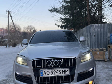 Ауді Ку 7 2006 у Тячеве на Automoto.ua Сірий Ауді Ку 7, об'ємом двигуна 3 л та пробігом 397 тис. км за 11500 $, фото 1 на Automoto.ua