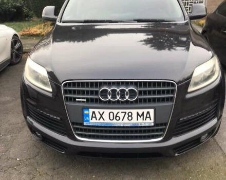 Серый Ауди Ку 7, объемом двигателя 4.16 л и пробегом 250 тыс. км за 12500 $, фото 1 на Automoto.ua