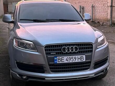 Ауди Ку 7 2006 в Каменское - Днепродзержинск на Automoto.ua Серый Ауди Ку 7, объемом двигателя 4.2 л и пробегом 230 тыс. км за 10500 $, фото 1 на Automoto.ua