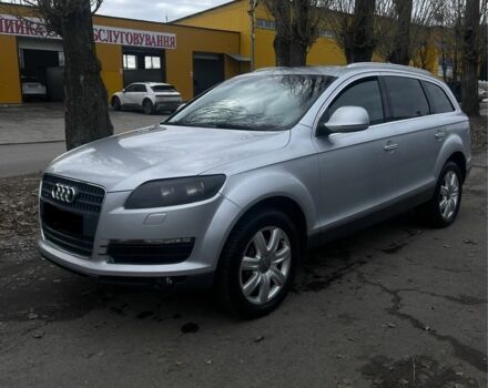 Серый Ауди Ку 7, объемом двигателя 3 л и пробегом 270 тыс. км за 8000 $, фото 1 на Automoto.ua