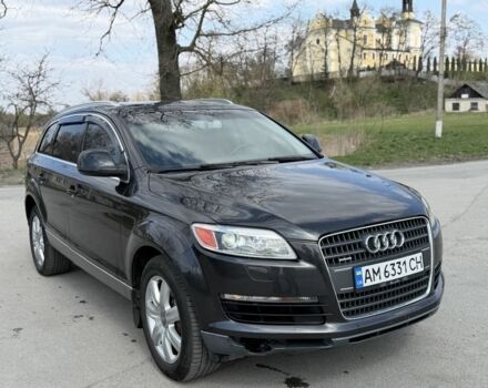 Серый Ауди Ку 7, объемом двигателя 4.2 л и пробегом 380 тыс. км за 6500 $, фото 1 на Automoto.ua
