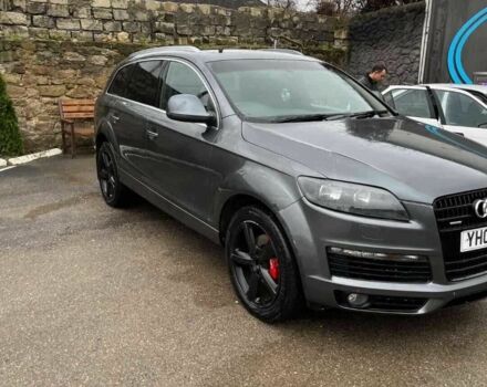 Серый Ауди Ку 7, объемом двигателя 3 л и пробегом 260 тыс. км за 5500 $, фото 1 на Automoto.ua