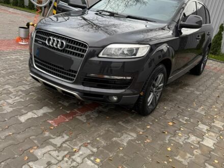 Серый Ауди Ку 7, объемом двигателя 3 л и пробегом 320 тыс. км за 7300 $, фото 1 на Automoto.ua