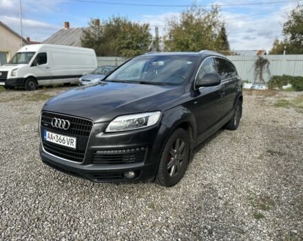 Серый Ауди Ку 7, объемом двигателя 3 л и пробегом 300 тыс. км за 4800 $, фото 1 на Automoto.ua