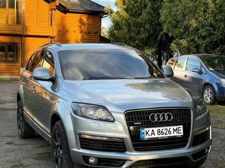 Серый Ауди Ку 7, объемом двигателя 3 л и пробегом 431 тыс. км за 10500 $, фото 1 на Automoto.ua