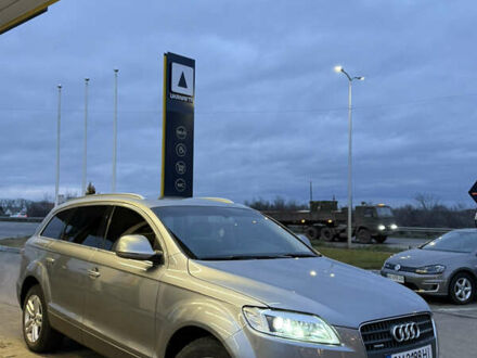 Сірий Ауді Ку 7, об'ємом двигуна 3.6 л та пробігом 233 тис. км за 8900 $, фото 1 на Automoto.ua