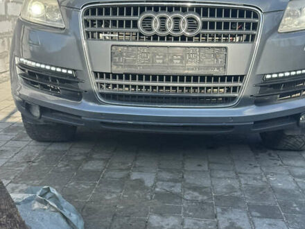 Серый Ауди Ку 7, объемом двигателя 3 л и пробегом 359 тыс. км за 11800 $, фото 1 на Automoto.ua