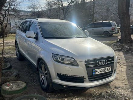 Ауди Ку 7 2008 в Кременце на Automoto.ua Серый Ауди Ку 7, объемом двигателя 2.97 л и пробегом 321 тыс. км за 12700 $, фото 1 на Automoto.ua
