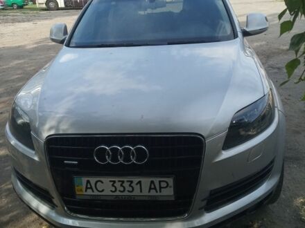 Ауди Ку 7 2008 в Луцке на Automoto.ua Серый Ауди Ку 7, объемом двигателя 3.6 л и пробегом 220 тыс. км за 15000 $, фото 1 на Automoto.ua