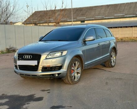 Серый Ауди Ку 7, объемом двигателя 3 л и пробегом 330 тыс. км за 7500 $, фото 1 на Automoto.ua