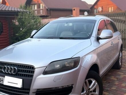 Ауди Ку 7 2008 в Одессе на Automoto.ua Серый Ауди Ку 7, объемом двигателя 3.8 л и пробегом 289 тыс. км за 12952 $, фото 1 на Automoto.ua