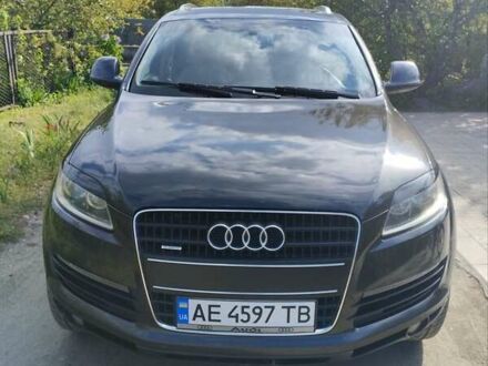 Ауди Ку 7 2008 в Кривом Роге на Automoto.ua Серый Ауди Ку 7, объемом двигателя 3.6 л и пробегом 385 тыс. км за 11300 $, фото 1 на Automoto.ua