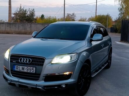 Ауди Ку 7 2008 в Изюме на Automoto.ua Серый Ауди Ку 7, объемом двигателя 3 л и пробегом 344 тыс. км за 7200 $, фото 1 на Automoto.ua