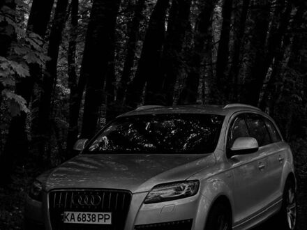 Ауди Ку 7 2010 в Киеве на Automoto.ua Серый Ауди Ку 7, объемом двигателя 3 л и пробегом 277 тыс. км за 13500 $, фото 1 на Automoto.ua