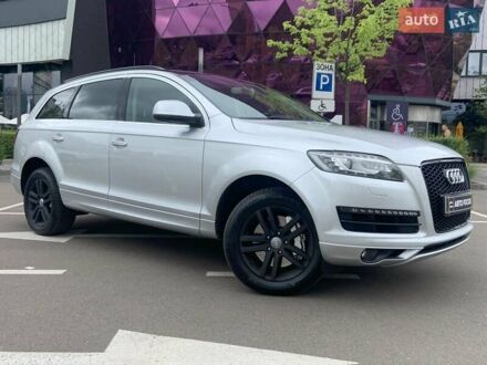 Ауди Ку 7 2010 в Киеве на Automoto.ua Серый Ауди Ку 7, объемом двигателя 3 л и пробегом 231 тыс. км за 14990 $, фото 1 на Automoto.ua