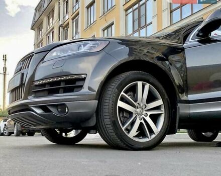 Серый Ауди Ку 7, объемом двигателя 3 л и пробегом 196 тыс. км за 10999 $, фото 1 на Automoto.ua