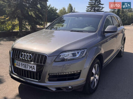 Ауди Ку 7 2012 в Киеве на Automoto.ua Серый Ауди Ку 7, объемом двигателя 3 л и пробегом 159 тыс. км за 19999 $, фото 1 на Automoto.ua