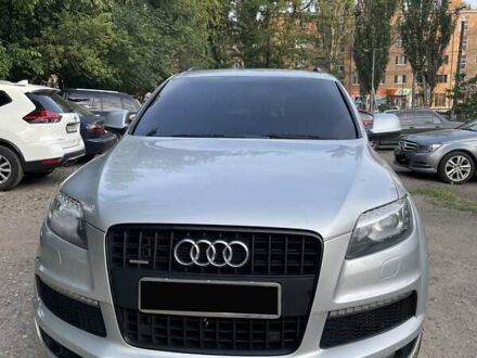 Ауді Ку 7 2013 у Миколаєві на Automoto.ua Сірий Ауді Ку 7, об'ємом двигуна 4.2 л та пробігом 243 тис. км за 23000 $, фото 1 на Automoto.ua