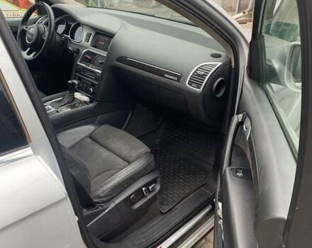 Сірий Ауді Ку 7, об'ємом двигуна 2.97 л та пробігом 200 тис. км за 12900 $, фото 1 на Automoto.ua