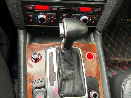 Ауди Ку 7 2013 в Киеве на Automoto.ua Серый Ауди Ку 7, объемом двигателя 3 л и пробегом 218 тыс. км за 19999 $, фото 1 на Automoto.ua