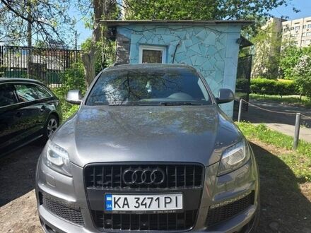 Серый Ауди Ку 7, объемом двигателя 3 л и пробегом 249 тыс. км за 12500 $, фото 1 на Automoto.ua