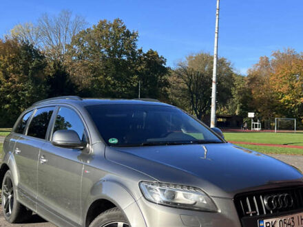 Ауди Ку 7 2014 в Сарнах на Automoto.ua Серый Ауди Ку 7, объемом двигателя 2.97 л и пробегом 261 тыс. км за 26300 $, фото 1 на Automoto.ua