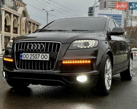 Серый Ауди Ку 7, объемом двигателя 3 л и пробегом 300 тыс. км за 19000 $, фото 1 на Automoto.ua