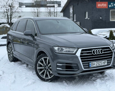 Серый Ауди Ку 7, объемом двигателя 2.97 л и пробегом 280 тыс. км за 28500 $, фото 1 на Automoto.ua