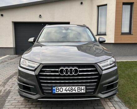 Серый Ауди Ку 7, объемом двигателя 3 л и пробегом 137 тыс. км за 28000 $, фото 1 на Automoto.ua