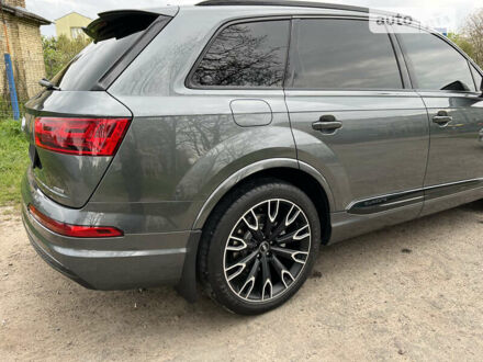 Серый Ауди Ку 7, объемом двигателя 3 л и пробегом 210 тыс. км за 36000 $, фото 1 на Automoto.ua