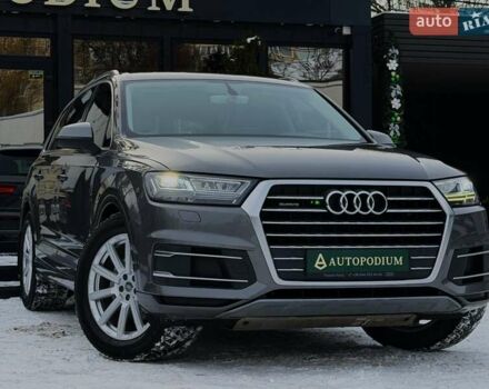 Серый Ауди Ку 7, объемом двигателя 2.97 л и пробегом 299 тыс. км за 29500 $, фото 1 на Automoto.ua