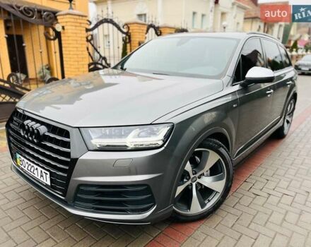 Серый Ауди Ку 7, объемом двигателя 3 л и пробегом 270 тыс. км за 29900 $, фото 1 на Automoto.ua