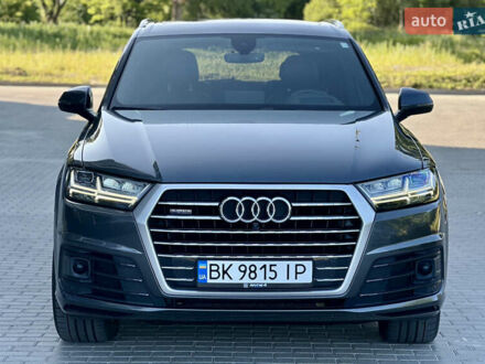 Ауди Ку 7 2016 в Ровно на Automoto.ua Серый Ауди Ку 7, объемом двигателя 3 л и пробегом 202 тыс. км за 26700 $, фото 1 на Automoto.ua