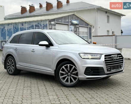 Серый Ауди Ку 7, объемом двигателя 2.97 л и пробегом 208 тыс. км за 32500 $, фото 1 на Automoto.ua